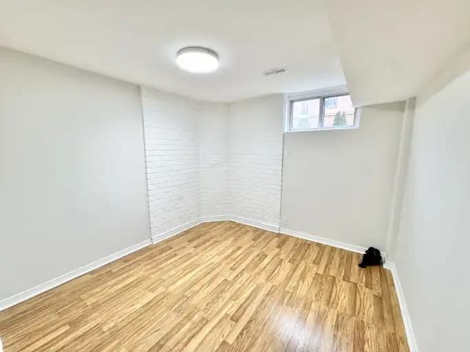 33 Forestside Crt - Photo 6 of 9