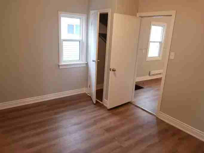 197 Mitchell St - Photo 4 of 8