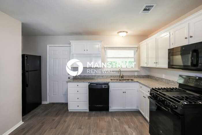 1712 Boyd St - Photo 7 of 16