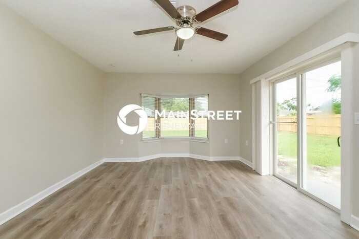 114 N Meteor Ave - Photo 4 of 16