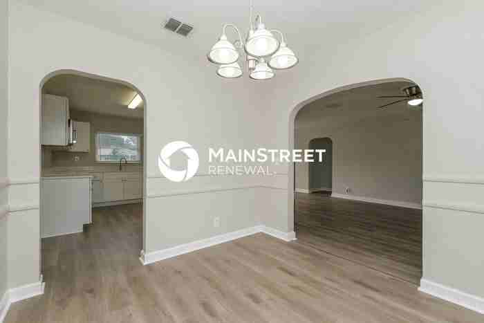 114 N Meteor Ave - Photo 5 of 16