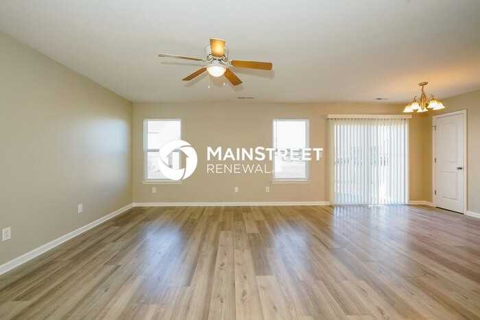 2898 W Hawanian Ln - Photo 2 of 16