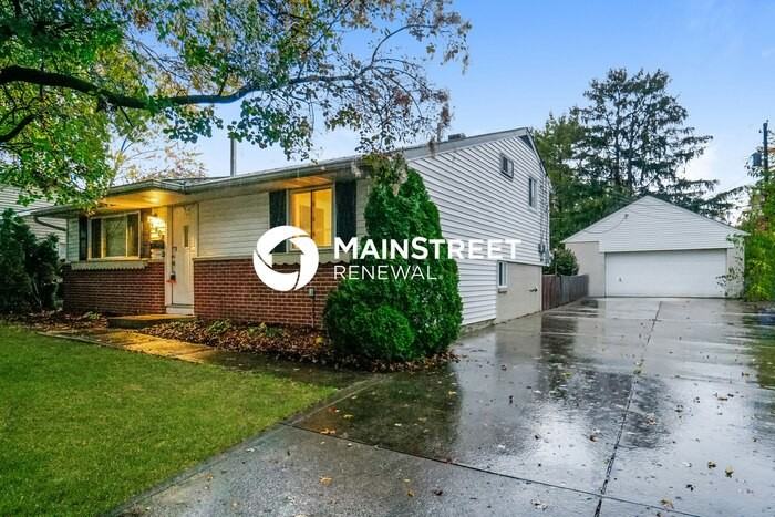 1428 Burnley Sq S - Photo 5 of 18