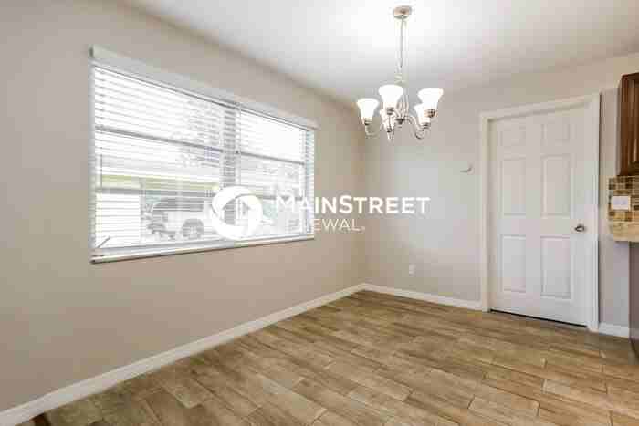 503 Ne 13th Ave - Photo 5 of 16