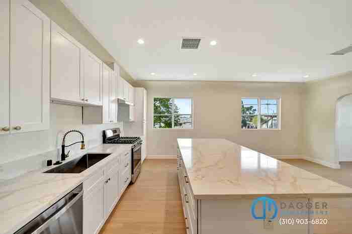 2800 Winter St #3 - Photo 2 of 30