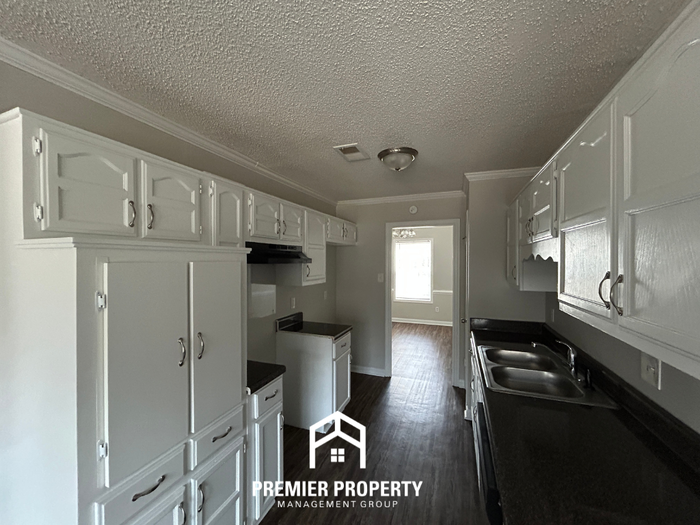 4701 Falling Oak Cv - Photo 4 of 19