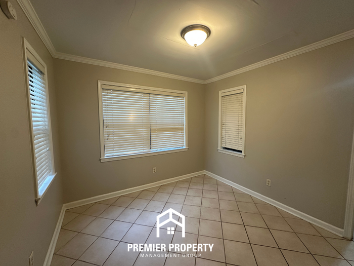 8254 Hardwood Cv - Photo 6 of 24