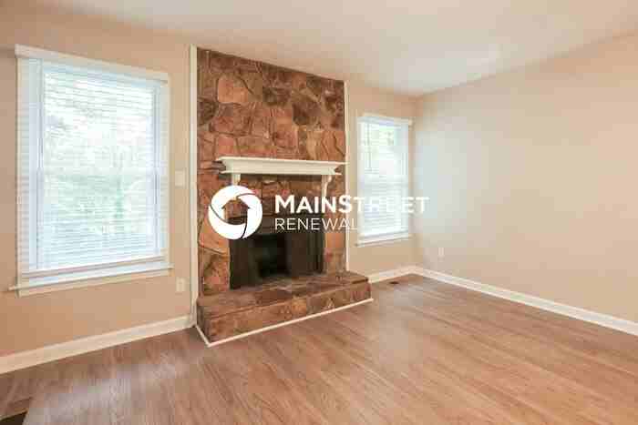 7254 Fernwood Dr - Photo 4 of 17