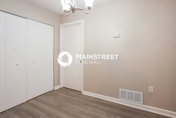 7254 Fernwood Dr - Photo 6 of 17