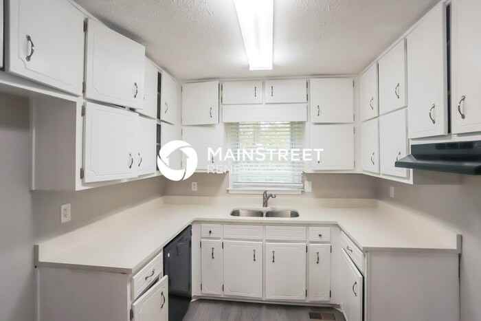 7254 Fernwood Dr - Photo 7 of 17