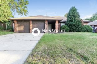 8817 Nw 82nd St - Photo 1 of 1