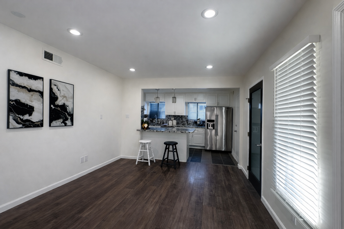 24351 Shadeland Dr - Photo 3 of 16