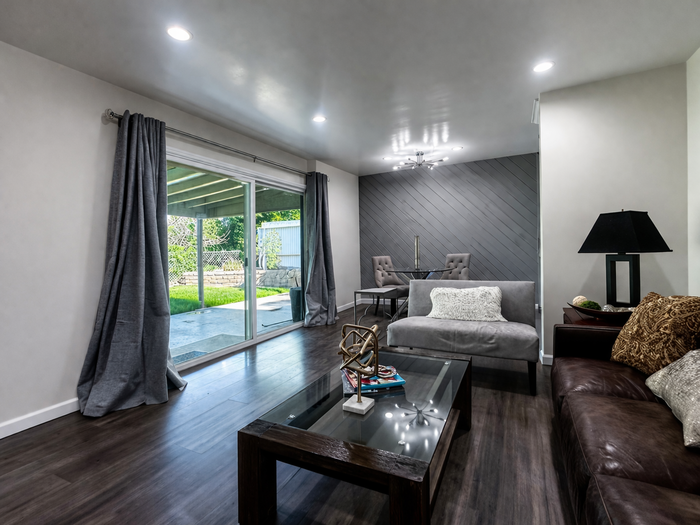 24351 Shadeland Dr - Photo 7 of 16