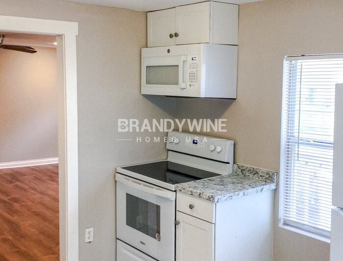 828 E 145th Ave - Photo 6 of 18