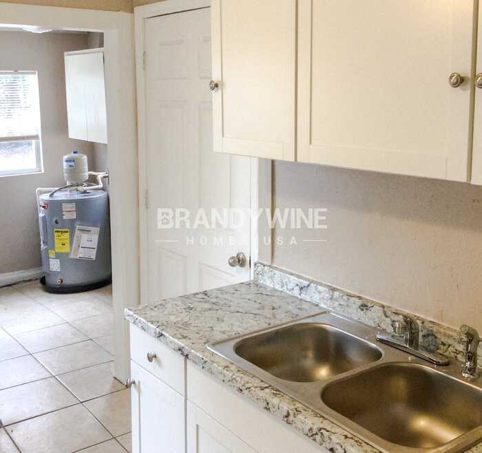 828 E 145th Ave - Photo 7 of 18