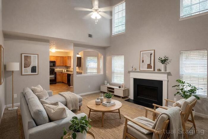 2195 Pine View Trl - Photo 2 of 13