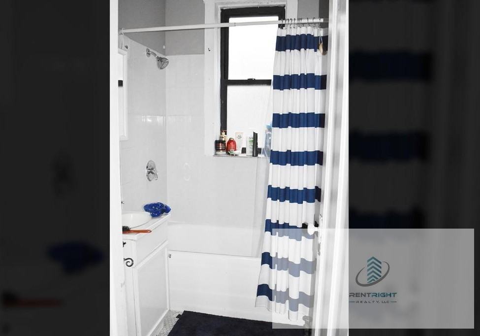 3839 N Greenview Ave #3845-1N - Photo 4 of 5