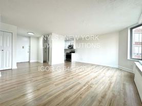 Broadway #D18C - Photo 1 of 1