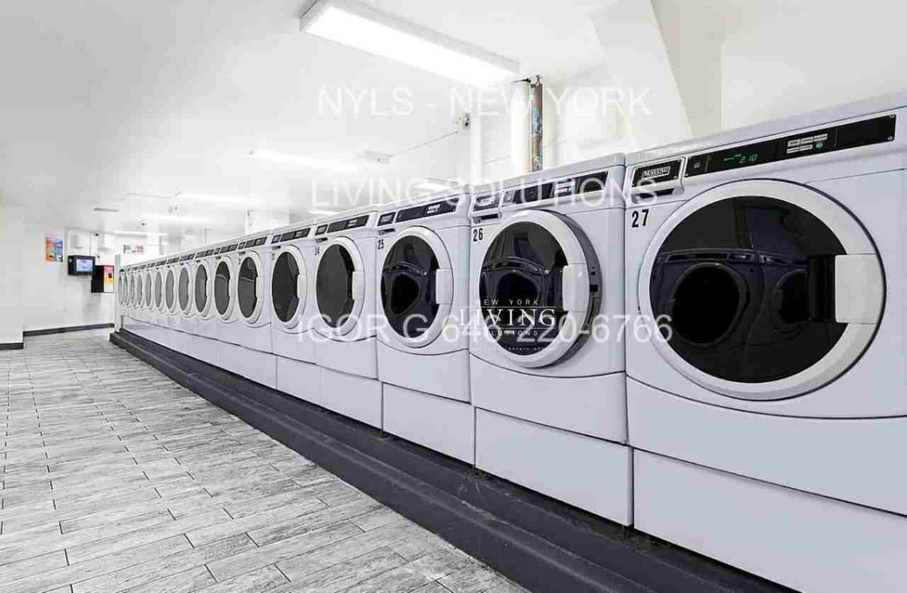 Broadway #D18C - Photo 7 of 12