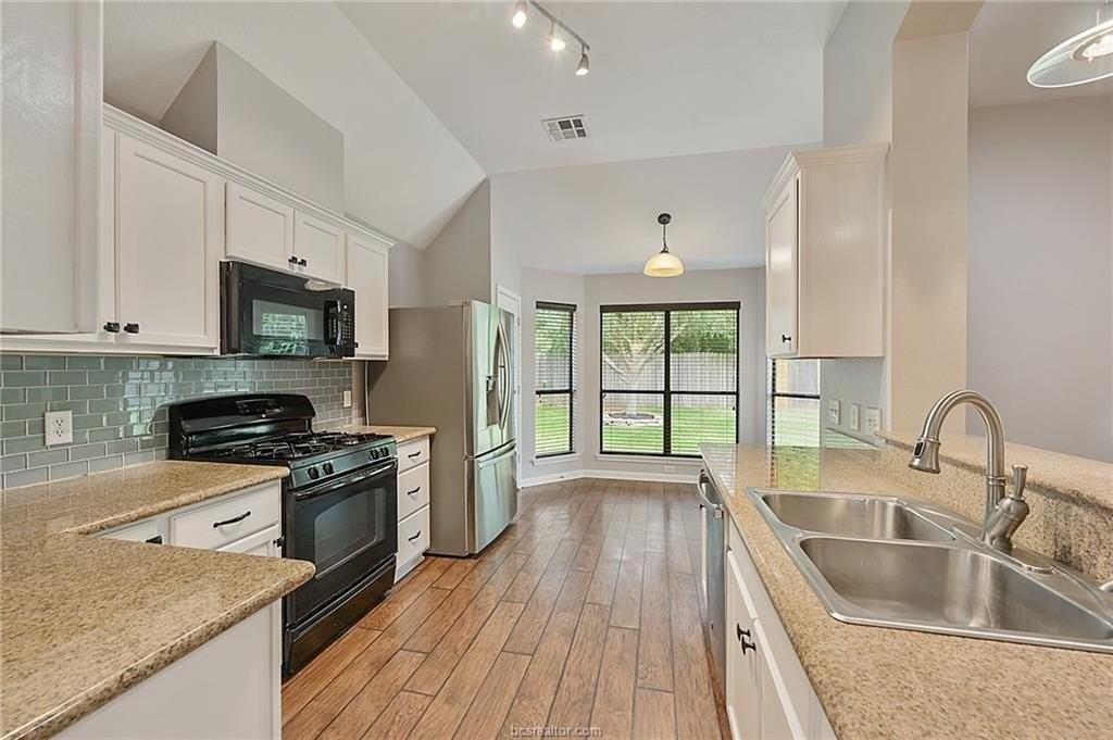 4212 Cripple Creek Ct - Photo 6 of 22