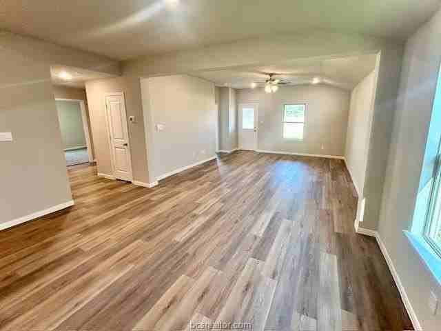 5334 Samuel Run - Photo 7 of 20