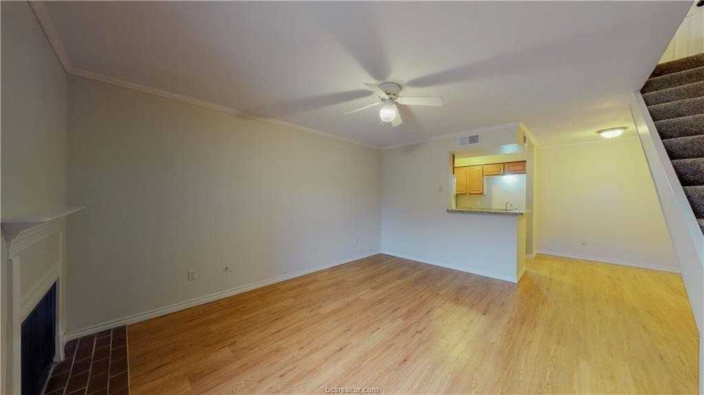 904 University Oaks Blvd Apt 80 - Photo 2 of 31