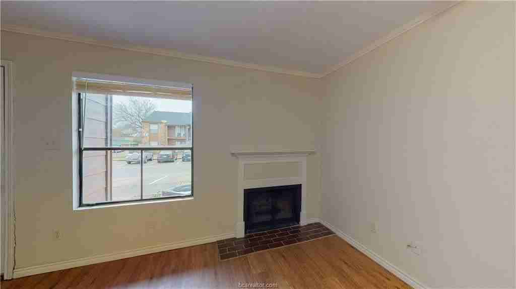 904 University Oaks Blvd Apt 80 - Photo 6 of 31