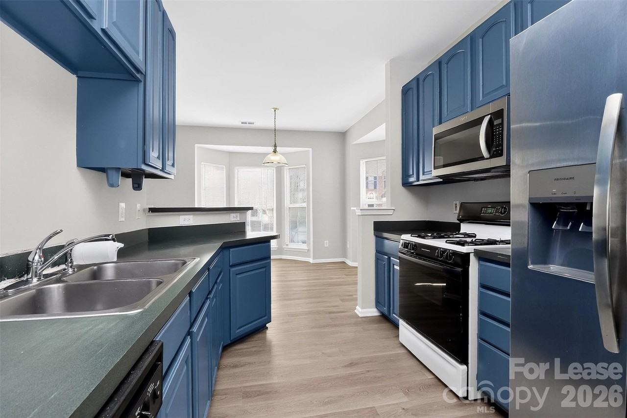 12337 Verdant Ct #A - Photo 5 of 18