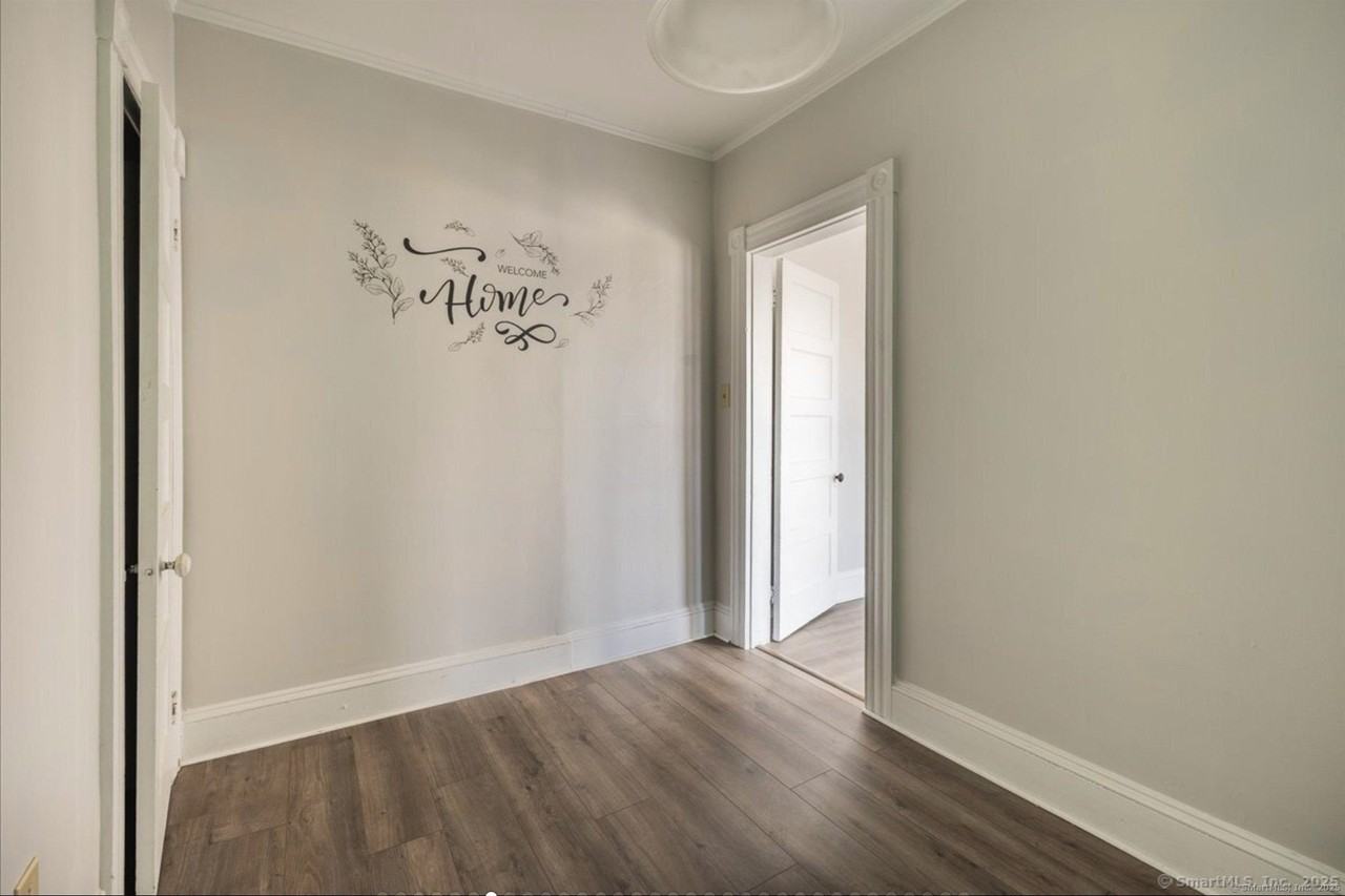 120 New Haven Ave - Photo 3 of 10