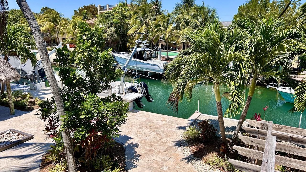 169 Plantation Dr - Photo 2 of 50