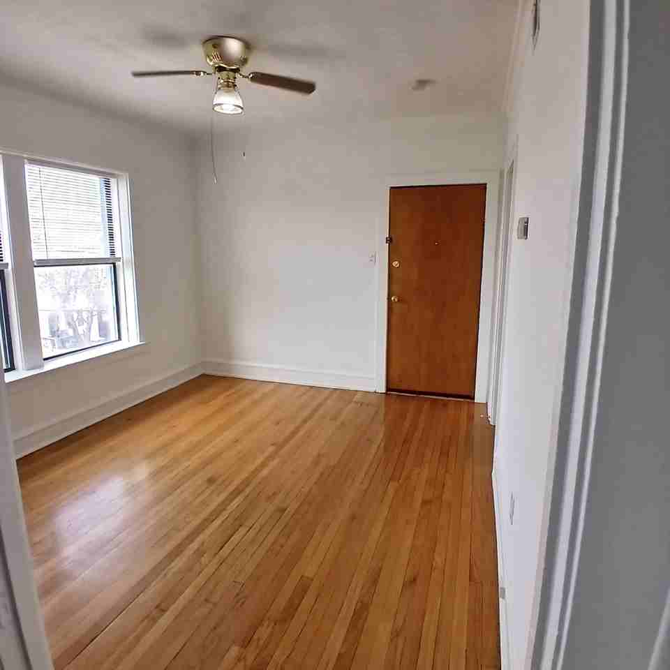 4810 W Armitage - Photo 3 of 16