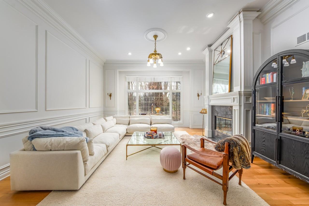 16646 Brooklane Blvd - Photo 5 of 50