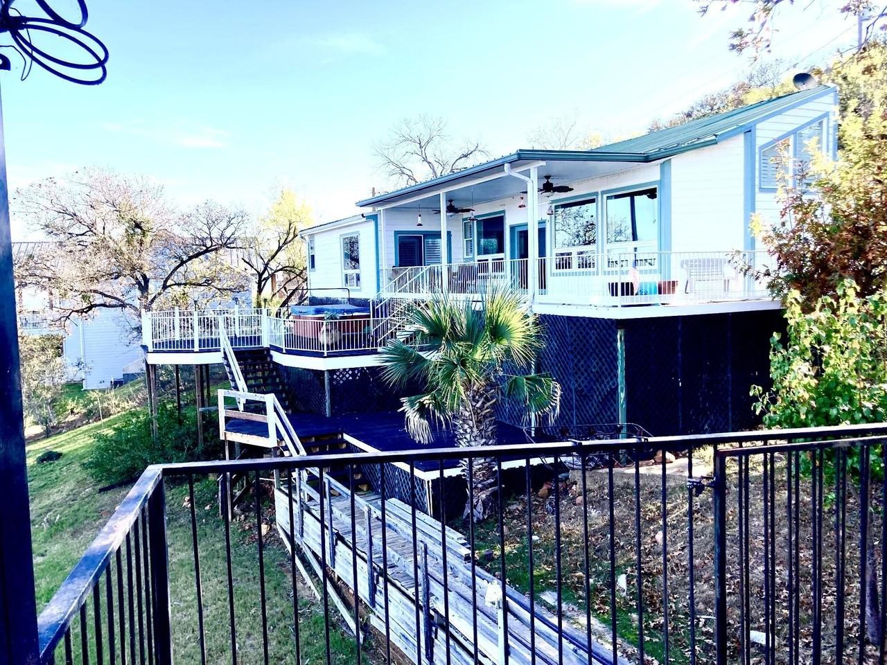 215 Mountain Top - Photo 2 of 29