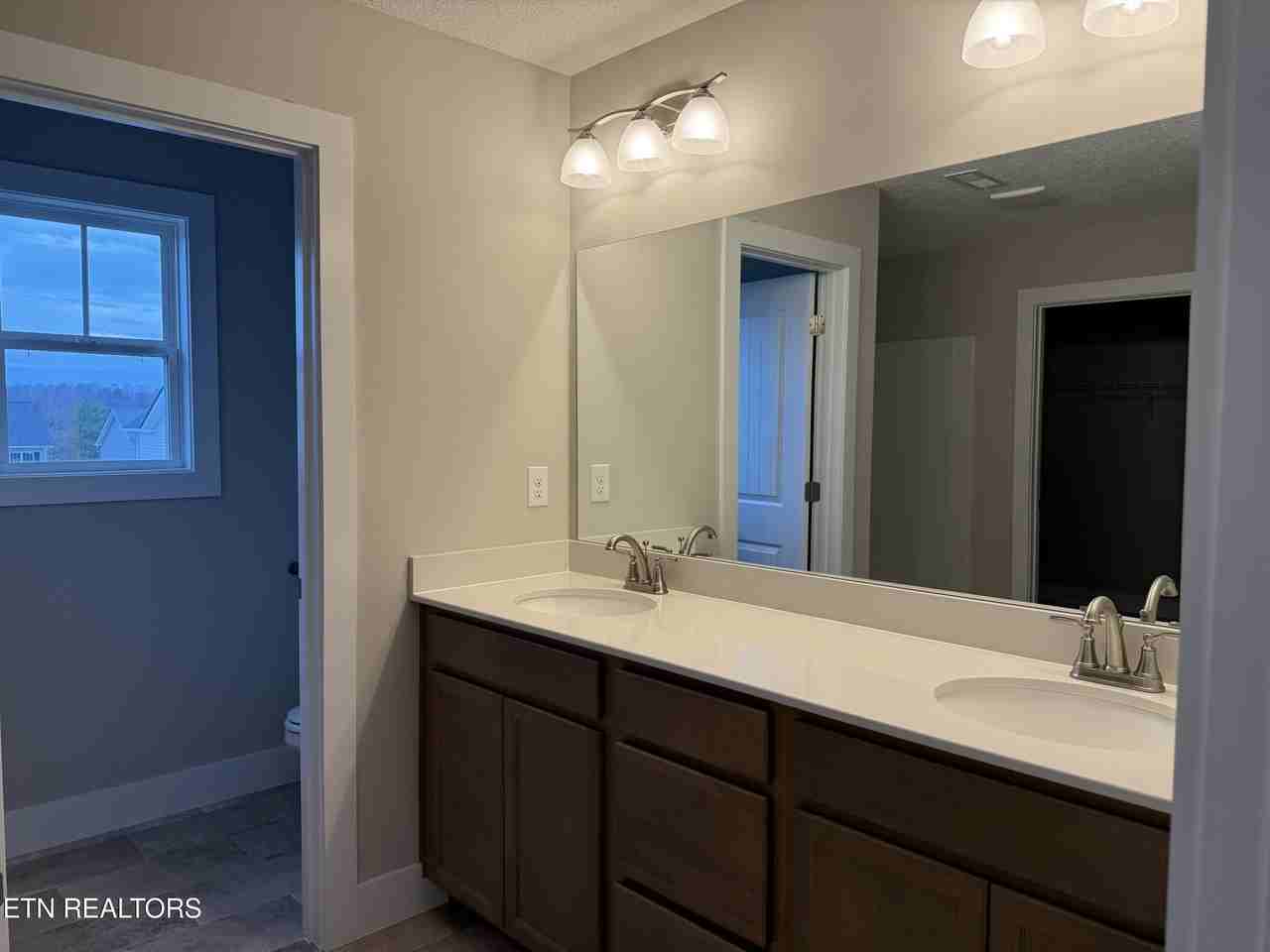 3229 Song Sparrow Dr - Photo 4 of 6