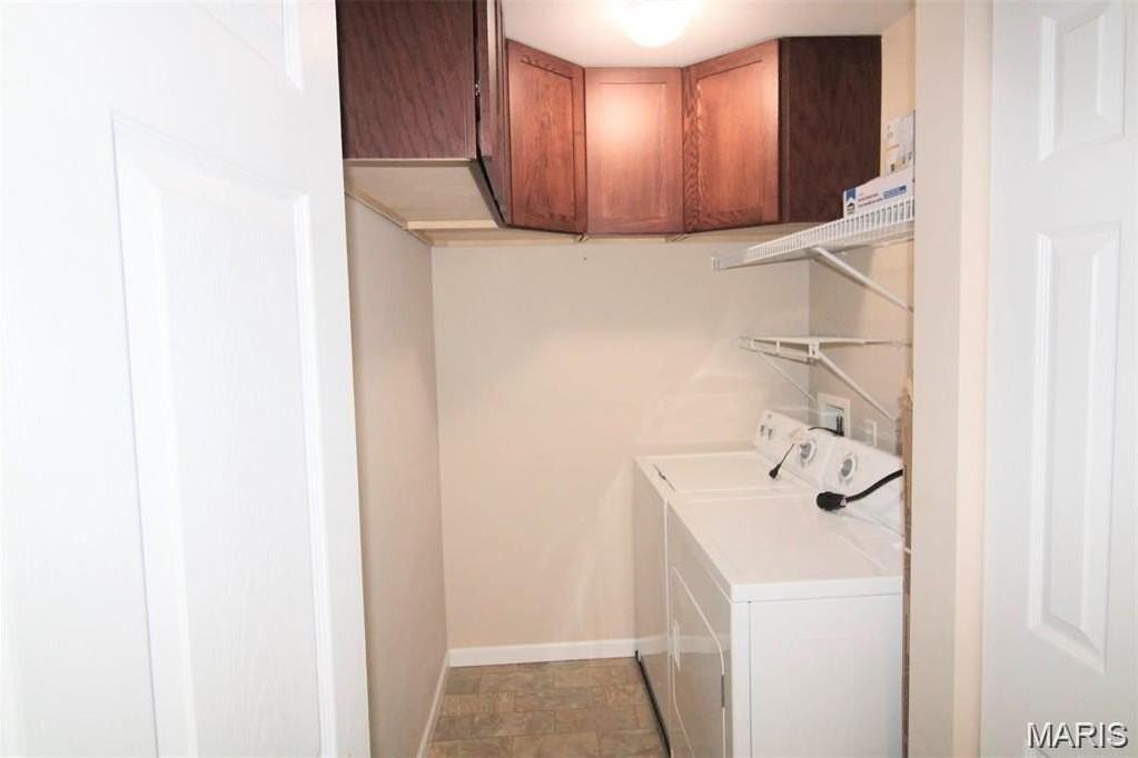 1124 Welsh Dr - Photo 4 of 23