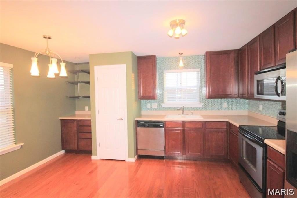 1124 Welsh Dr - Photo 5 of 23