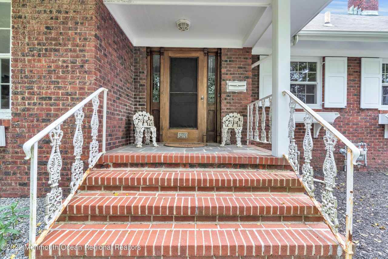 Trenton Blvd - Photo 4 of 41