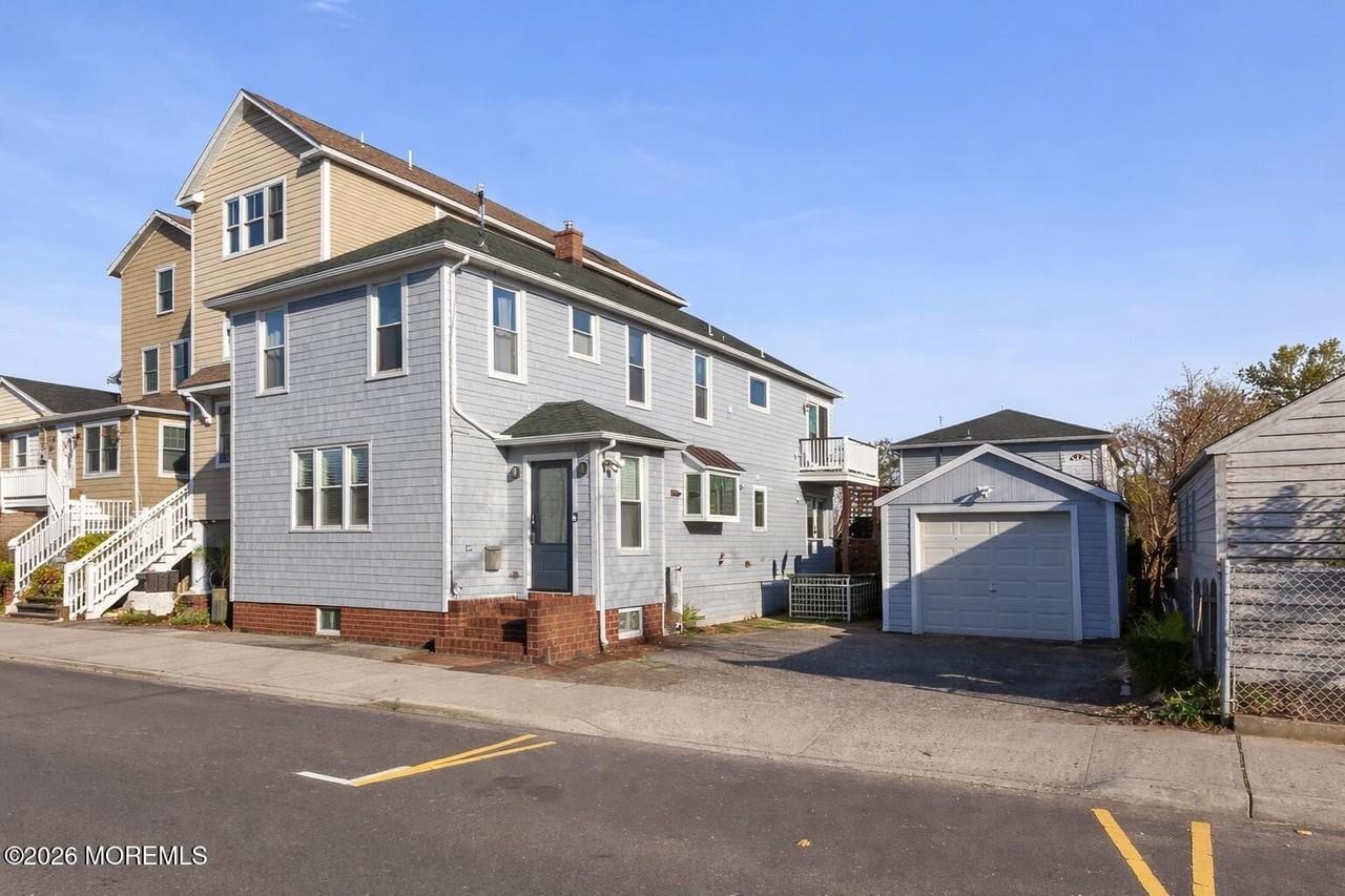 48 5th St - Photo 5 of 50