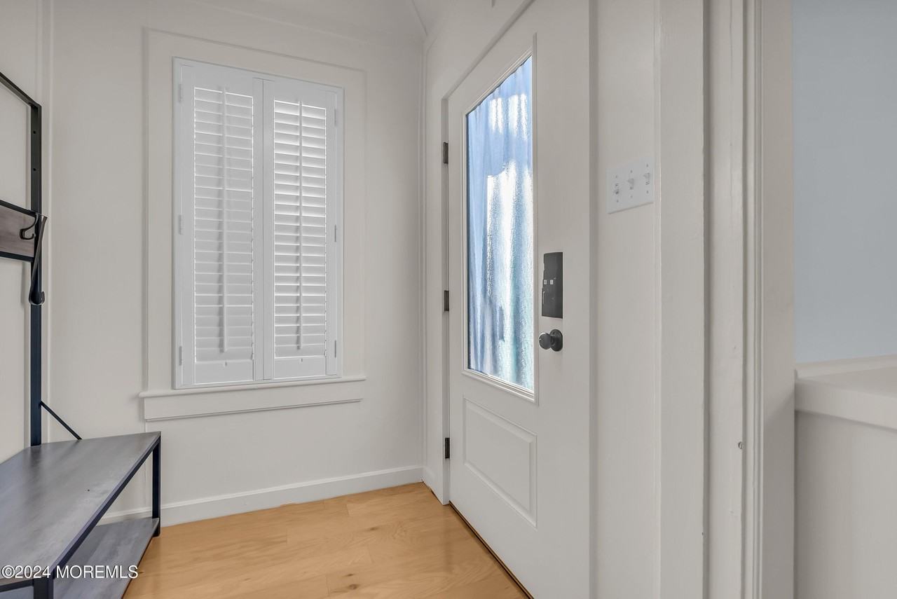 48 5th St - Photo 6 of 50