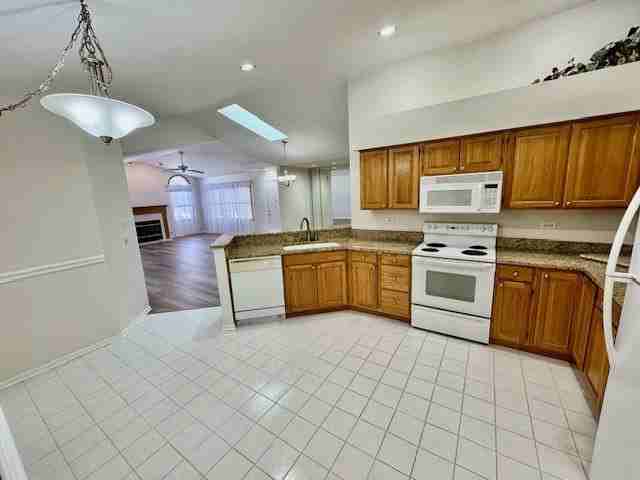 403 Feldner Ct - Photo 5 of 14