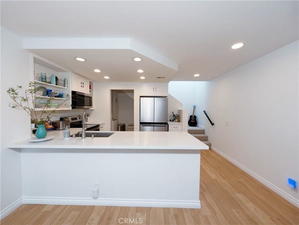 631 Springbrook N - Photo 7 of 16