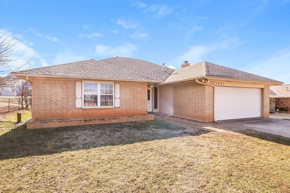 5421 Sudbury Ln - Photo 3 of 20