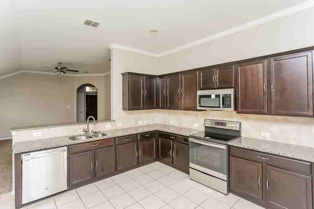 14409 Mainstay Way - Photo 5 of 16