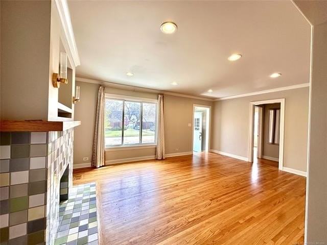 1150 S Marion Ave - Photo 3 of 22