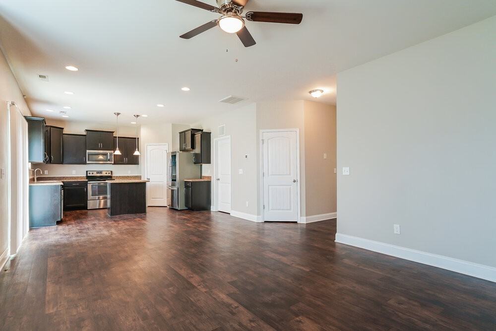 3417 Snowberry Dr - Photo 4 of 17