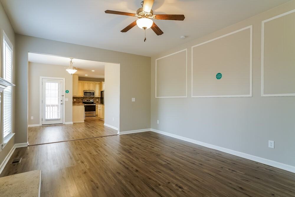 1220 Crendall Way - Photo 4 of 17