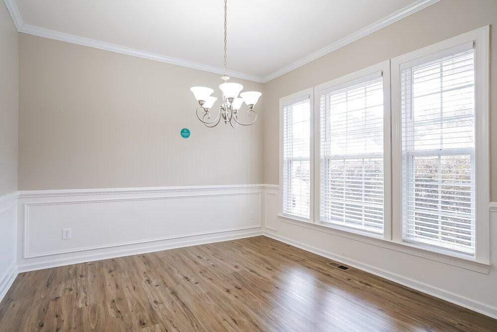 1220 Crendall Way - Photo 6 of 17