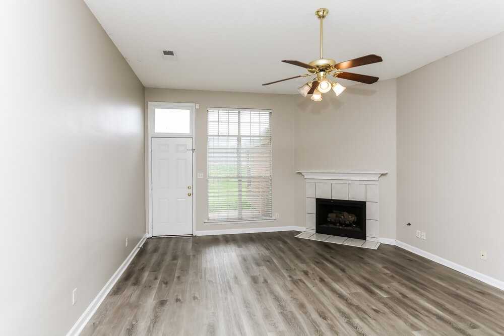 1142 Red Fern Cir W - Photo 4 of 15