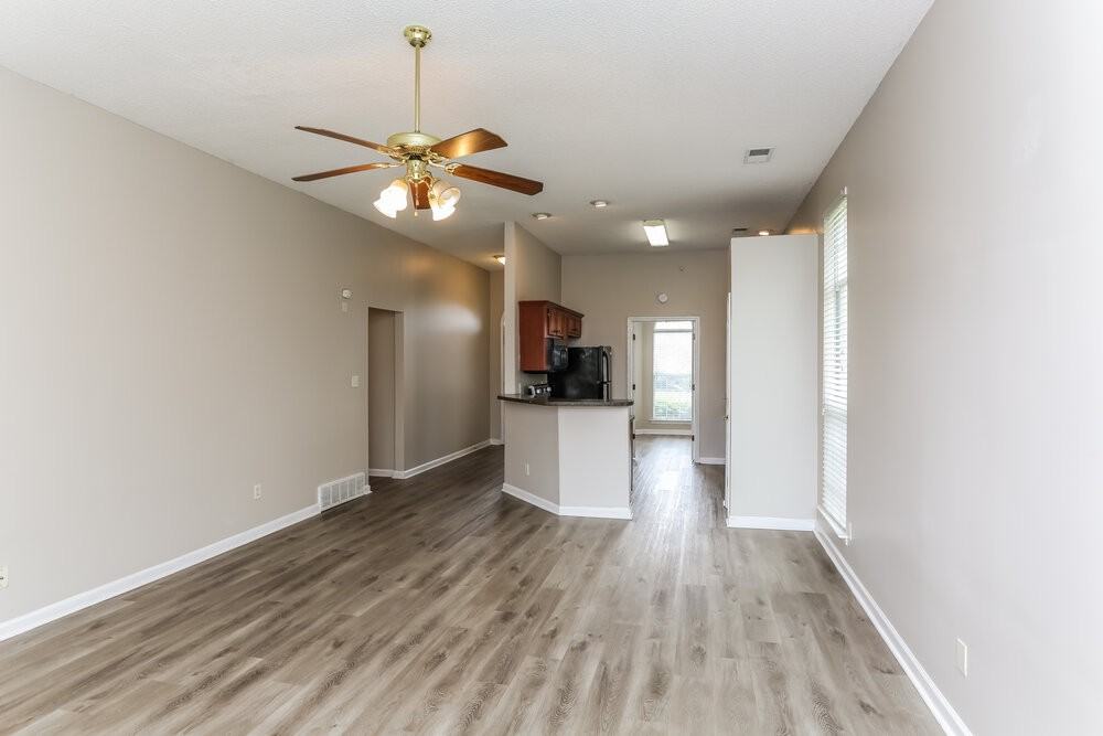 1142 Red Fern Cir W - Photo 5 of 15