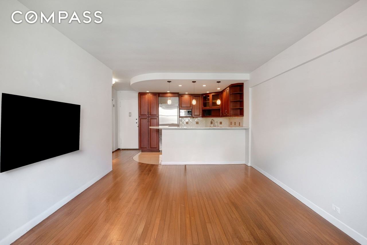 88 Bleecker St #5J - Photo 2 of 17